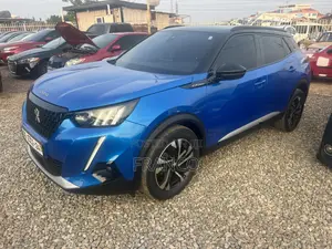 Photo - Peugeot 2008 1.5 BlueHDi (100 Hp) 2021 Blue