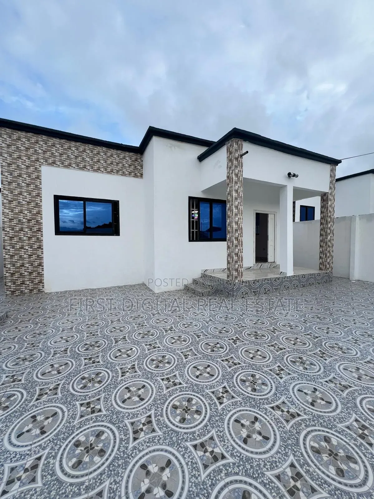 3 Bedroom Self Compound for Rent in Kasoa Town