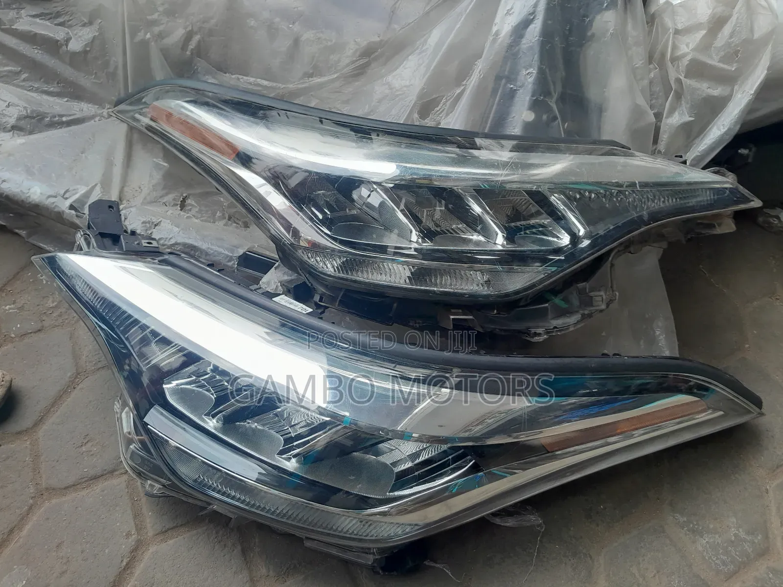 Toyota C-Hr 2023 Headlight Pair Used
