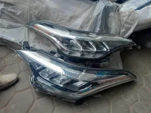 Toyota C-Hr 2023 Headlight Pair Used