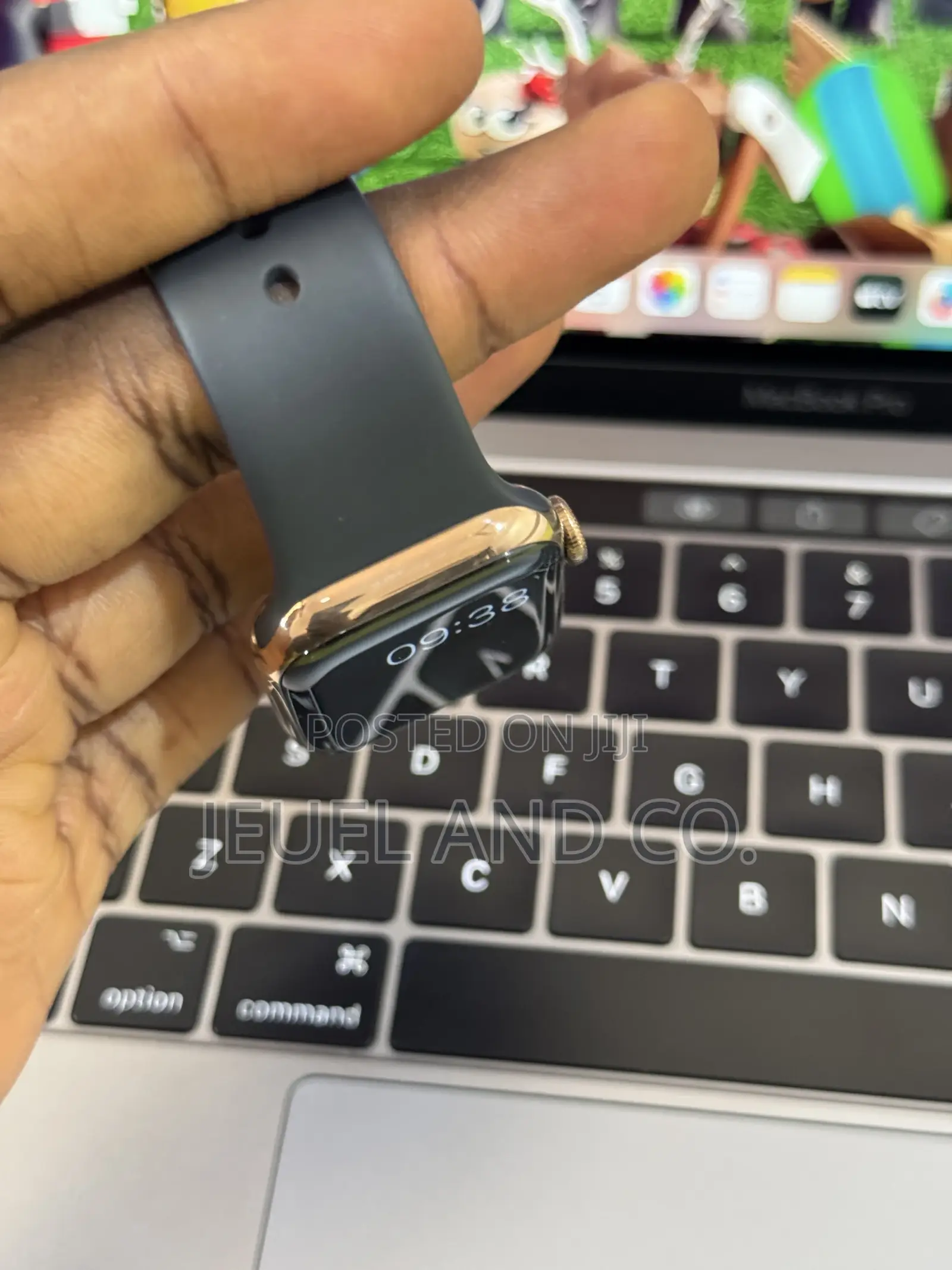 Apple Watch Series 5 40mm Stainless Steel GPS + Cellular