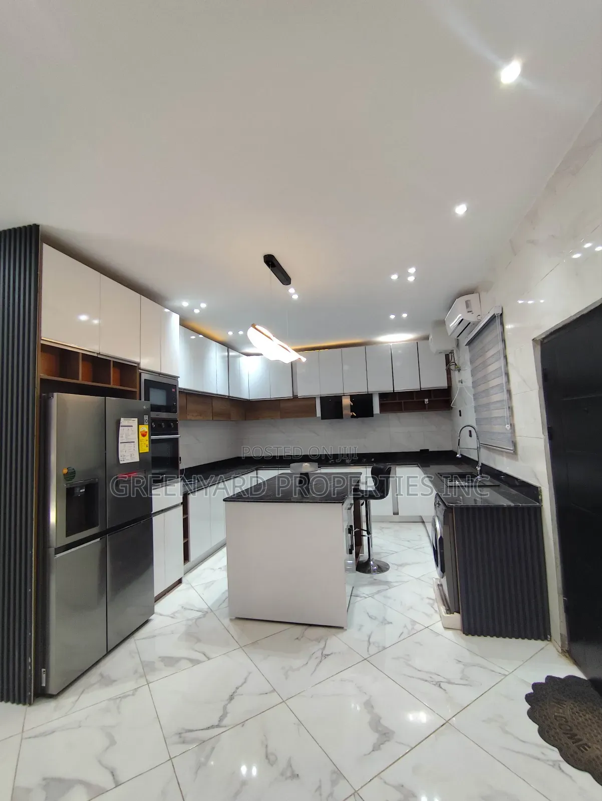 Furnished 4bdrm House in Hills, East Legon for sale