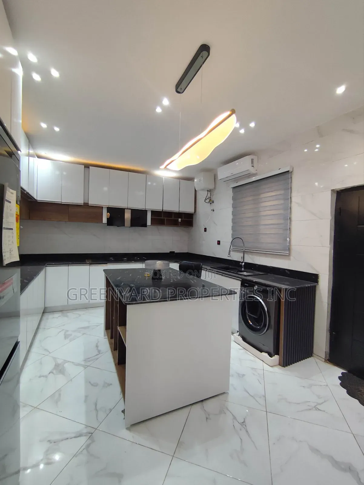 Furnished 4bdrm House in Hills, East Legon for sale