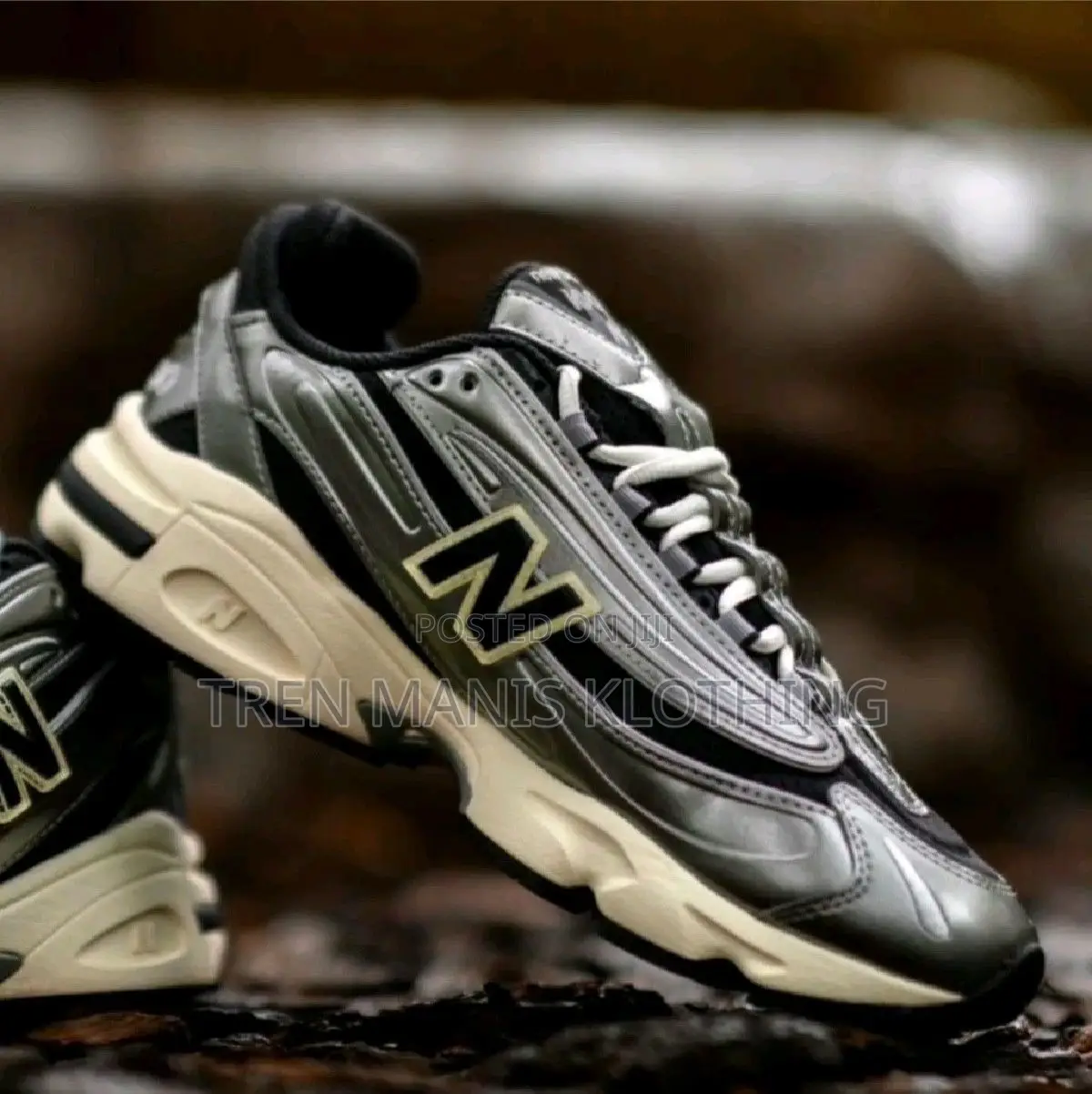 New Balance 1000 Silver