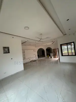 4bdrm Apartment in Mensaba, Dodowa for rent