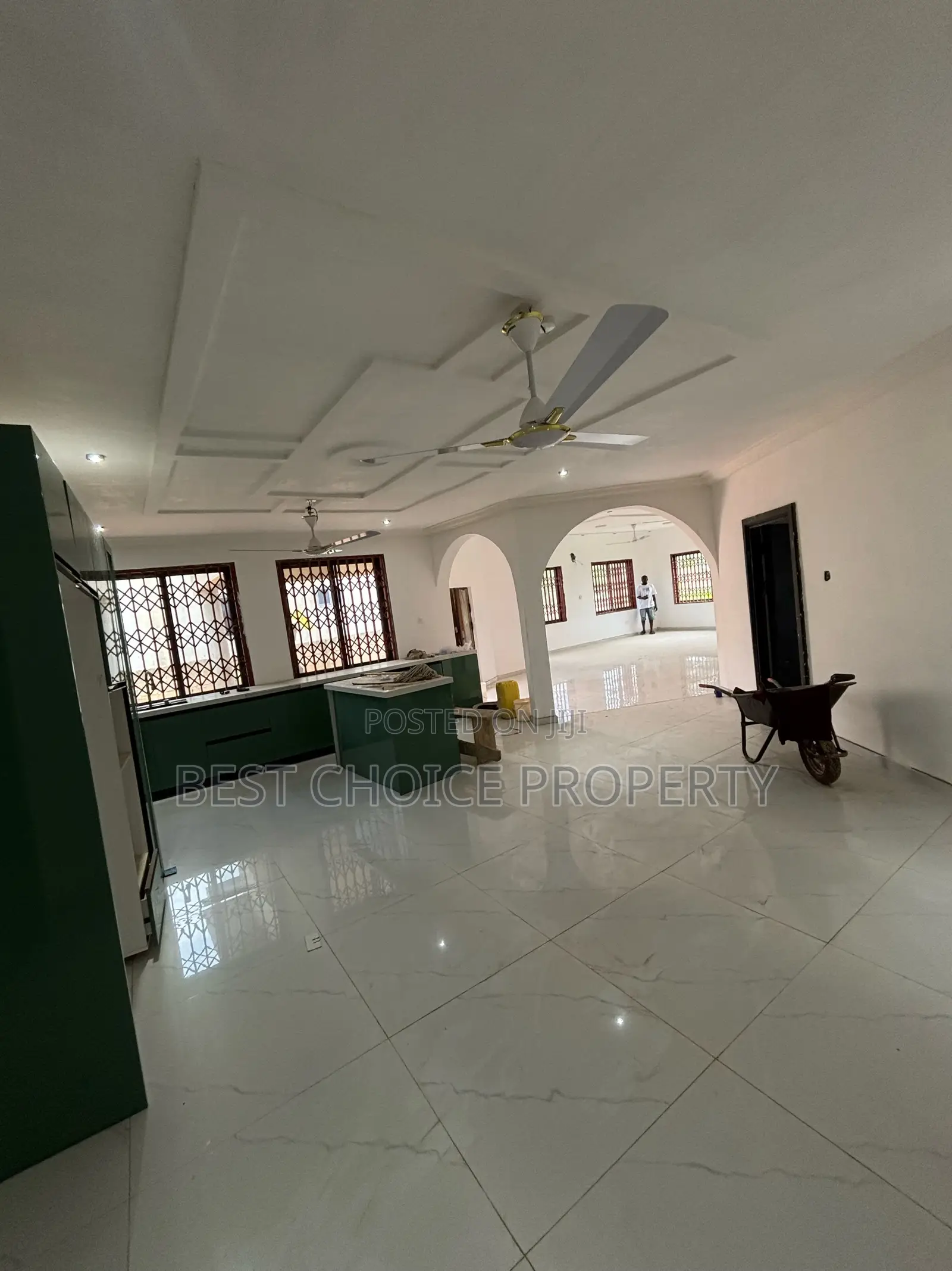 4bdrm Apartment in Mensaba, Dodowa for rent