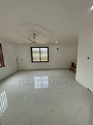 4bdrm Apartment in Mensaba, Dodowa for rent