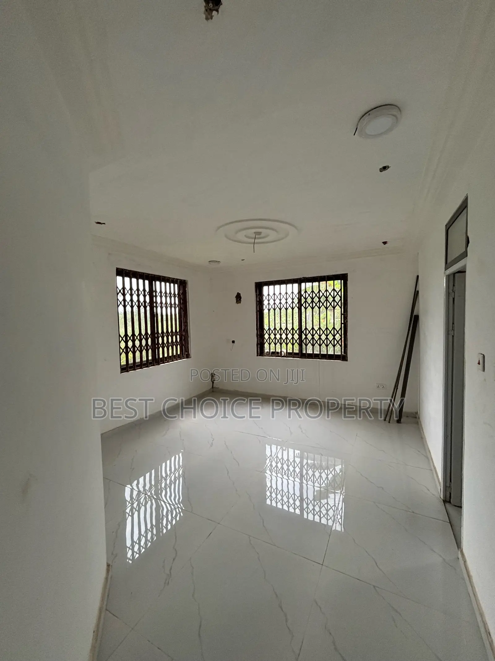 4bdrm Apartment in Mensaba, Dodowa for rent
