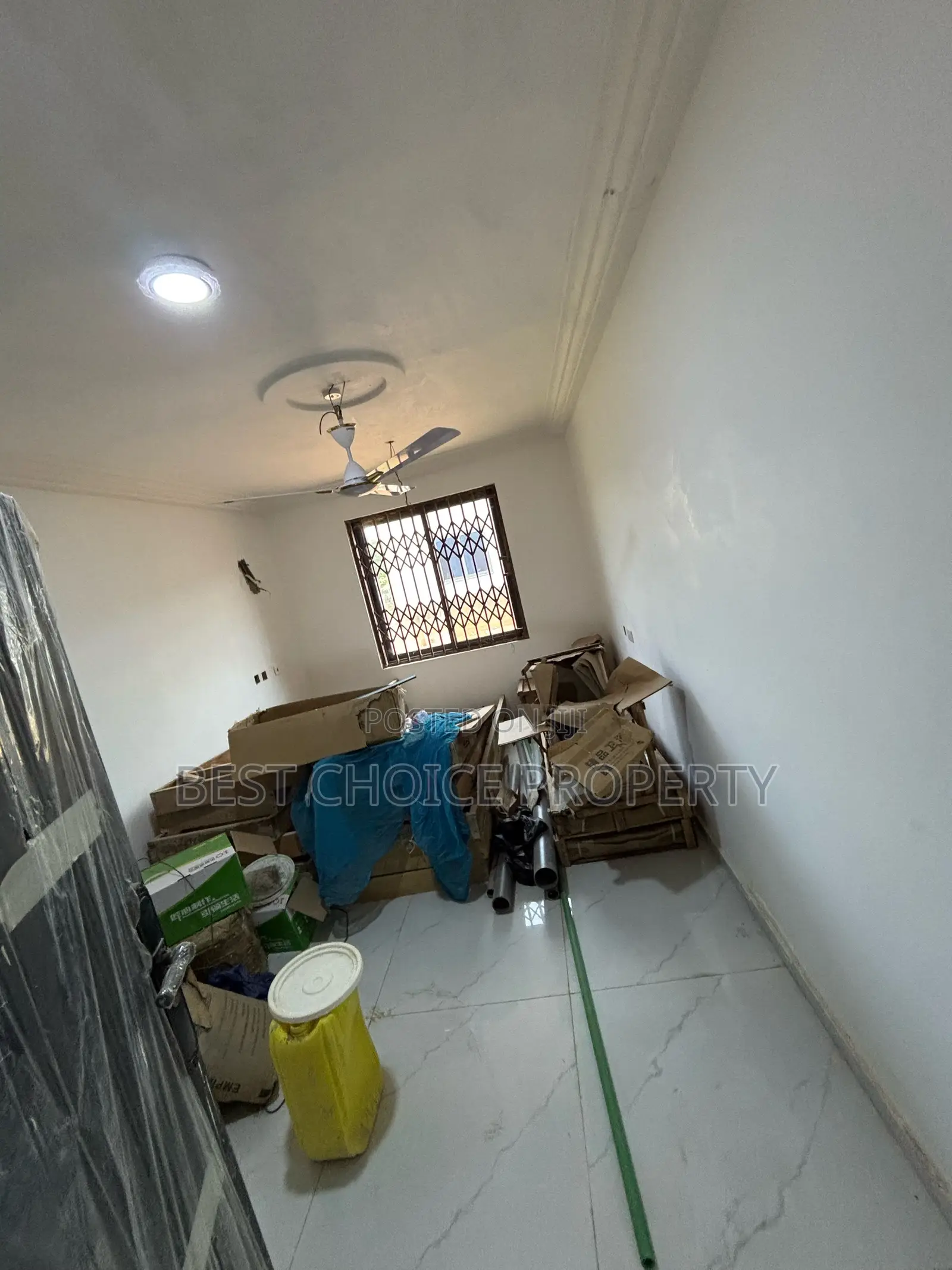 4bdrm Apartment in Mensaba, Dodowa for rent