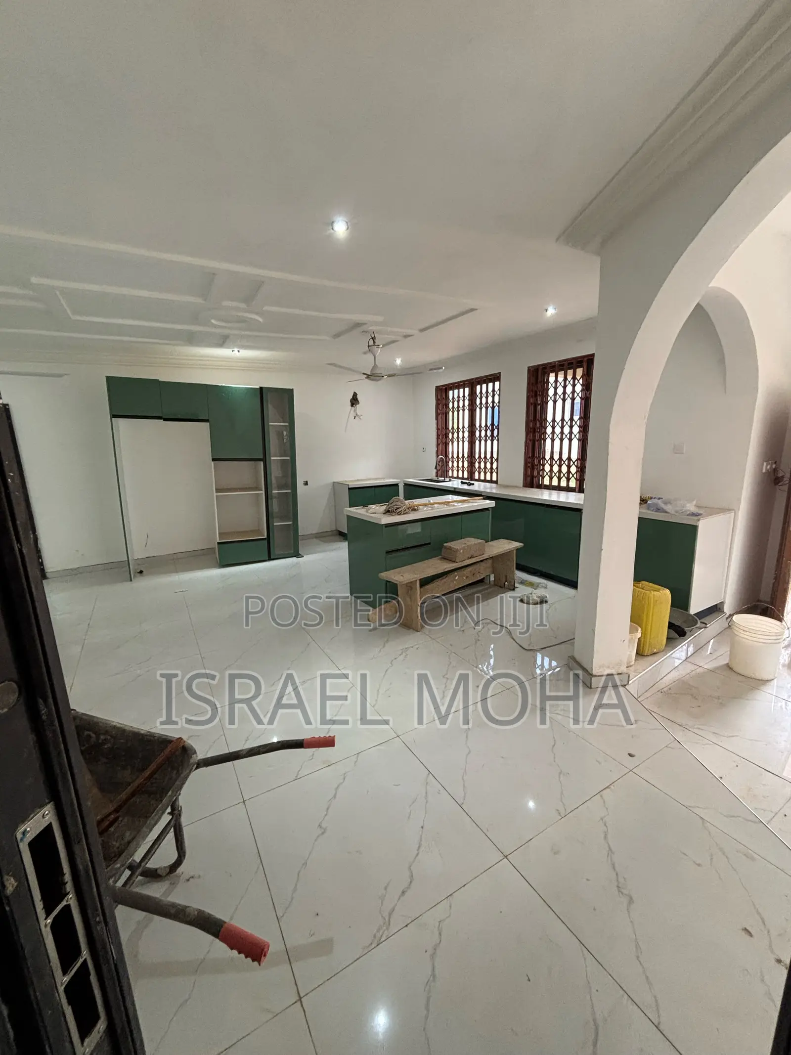 4bdrm Apartment in Mensaba, Dodowa for rent