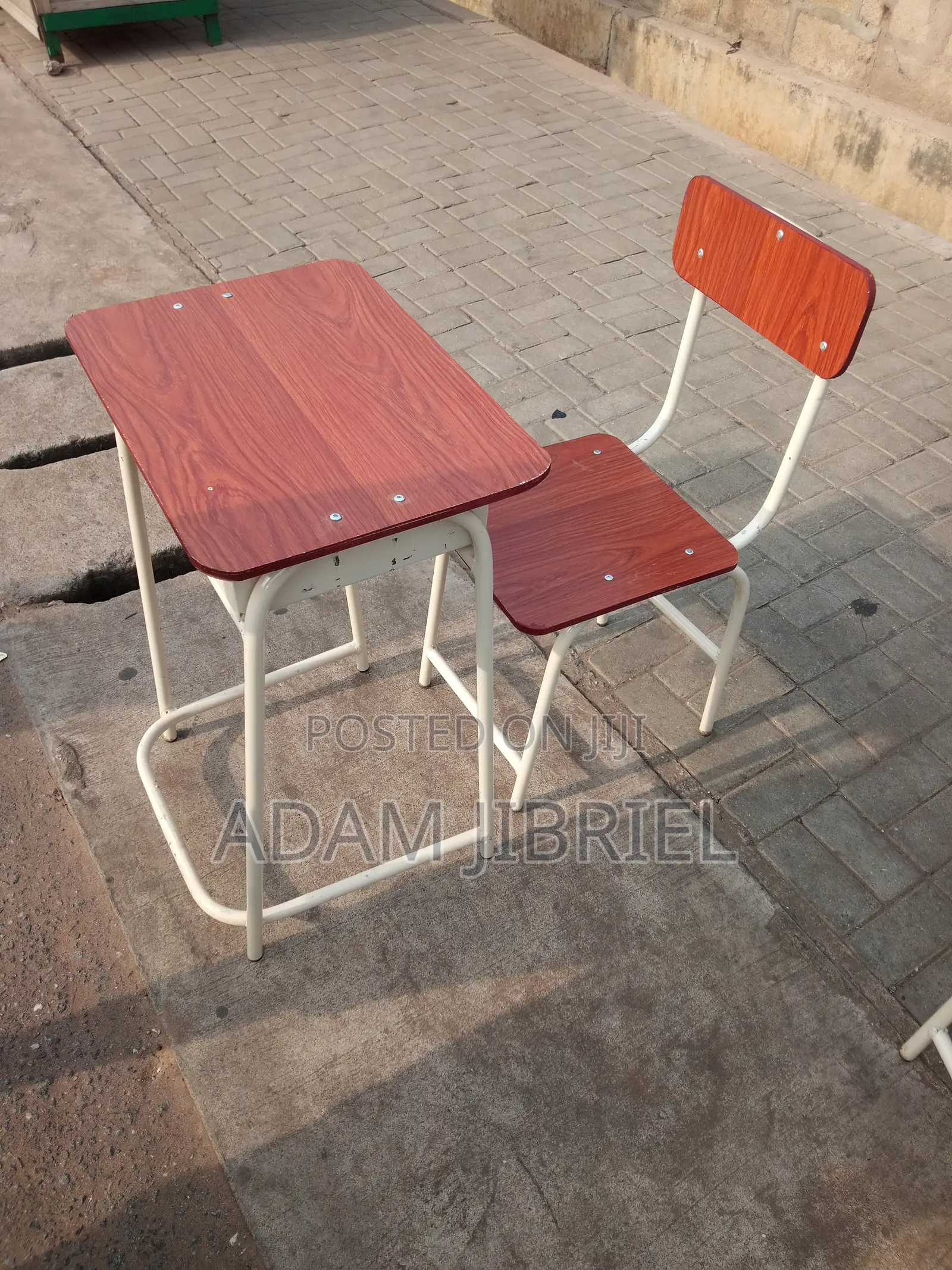 Mono Desk for Students
