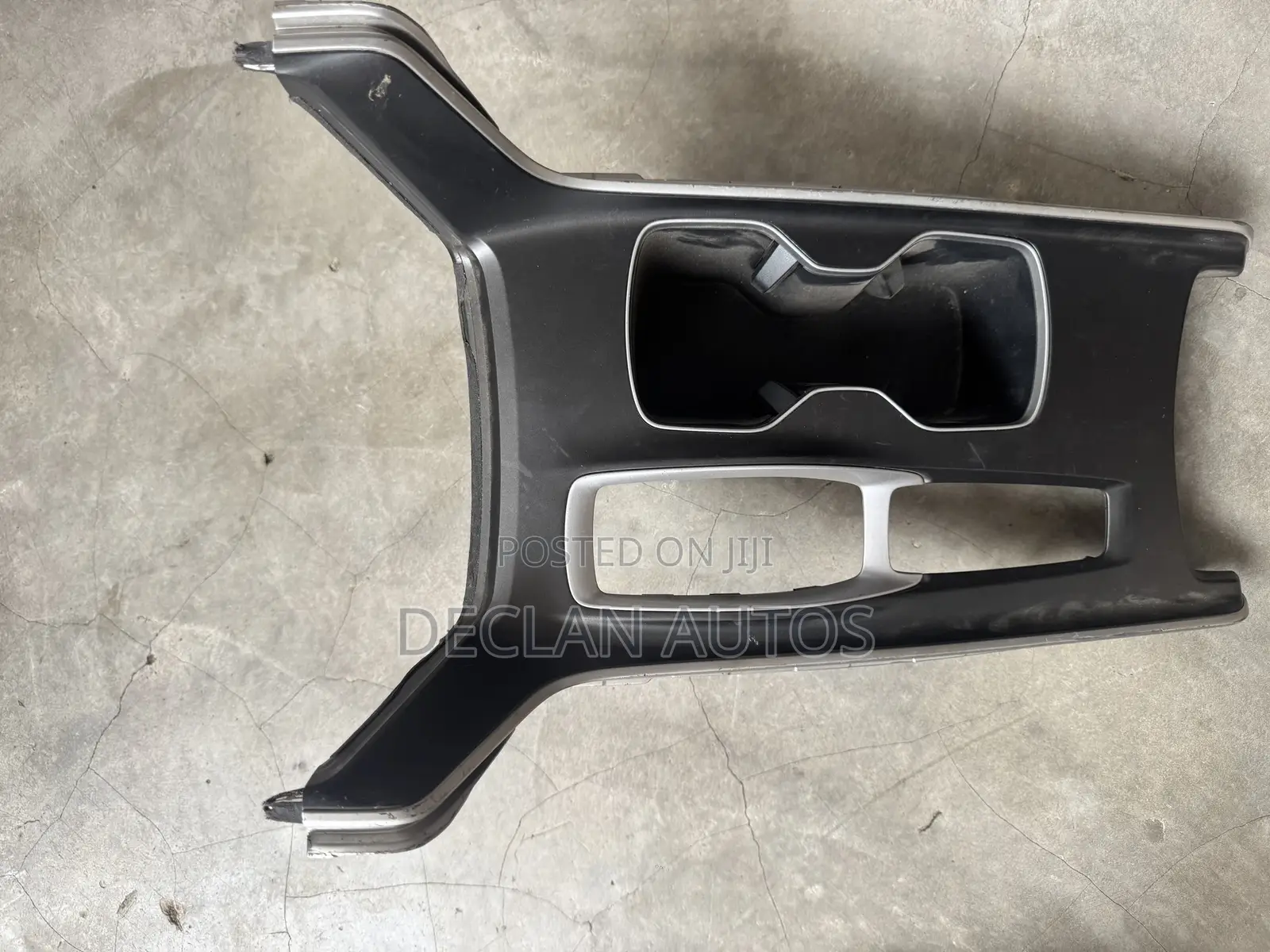 Accord Center Console Shifter Bezel With Cupholder 2018