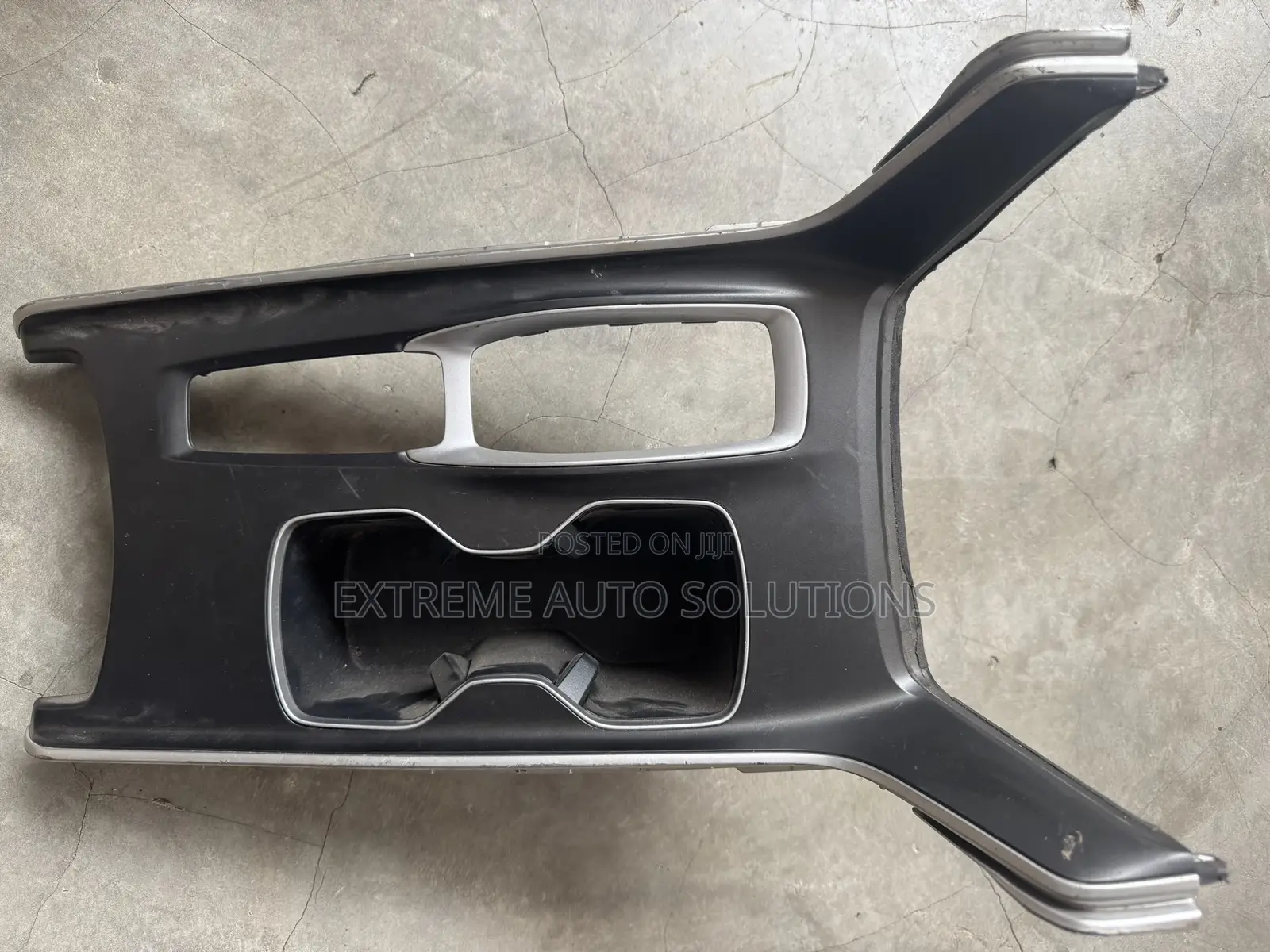 Accord Center Console Shifter Bezel With Cupholder 2018