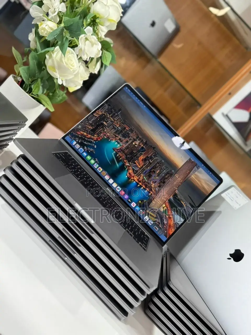Laptop Apple MacBook Pro 2019 32GB Intel Core I7 SSD 512GB