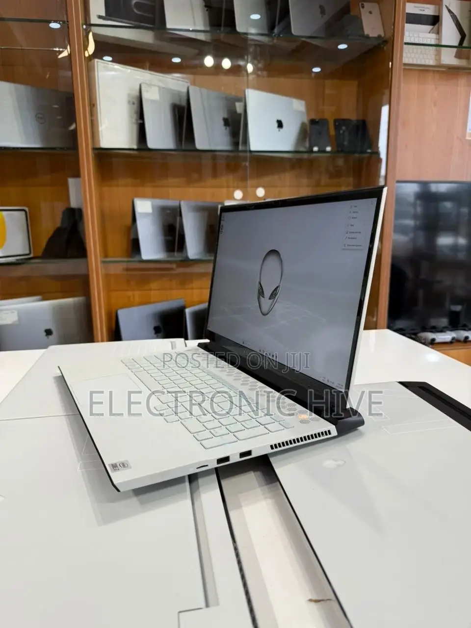Laptop Alienware M17x R2 32GB Intel Core I9 SSD 1T