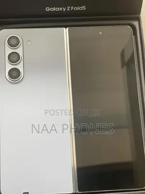 New Samsung Galaxy Z Fold 5 256 GB Silver