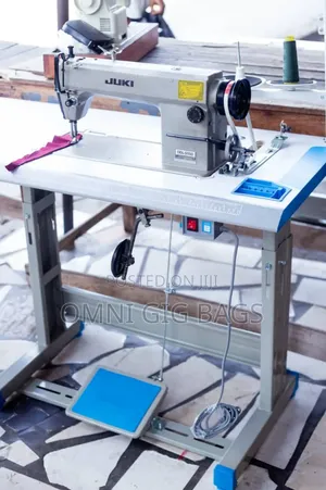 Photo - Japan Used Juki Sewing Machine