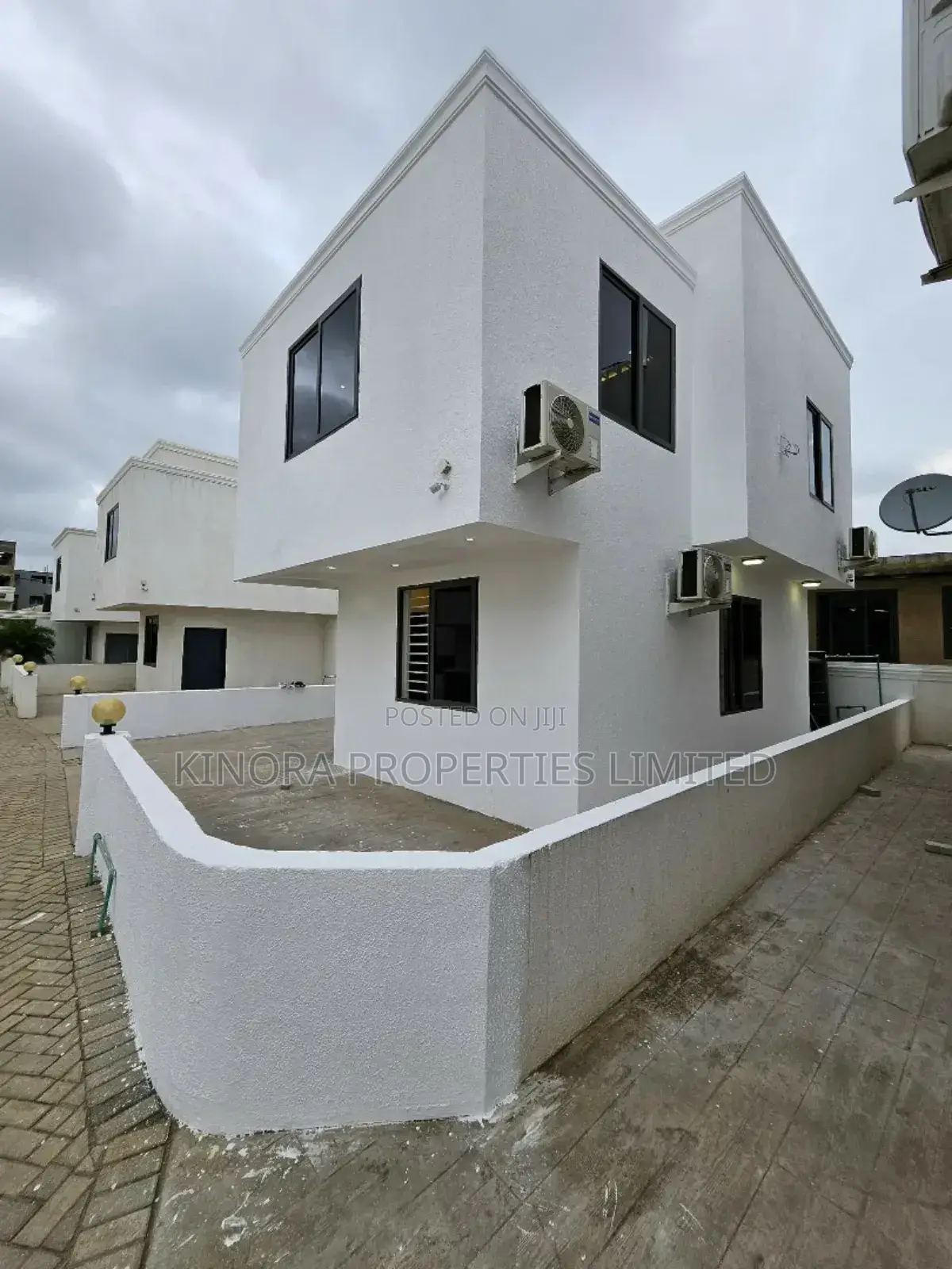 2bdrm Townhouse / Terrace in Nmai Djorn for rent