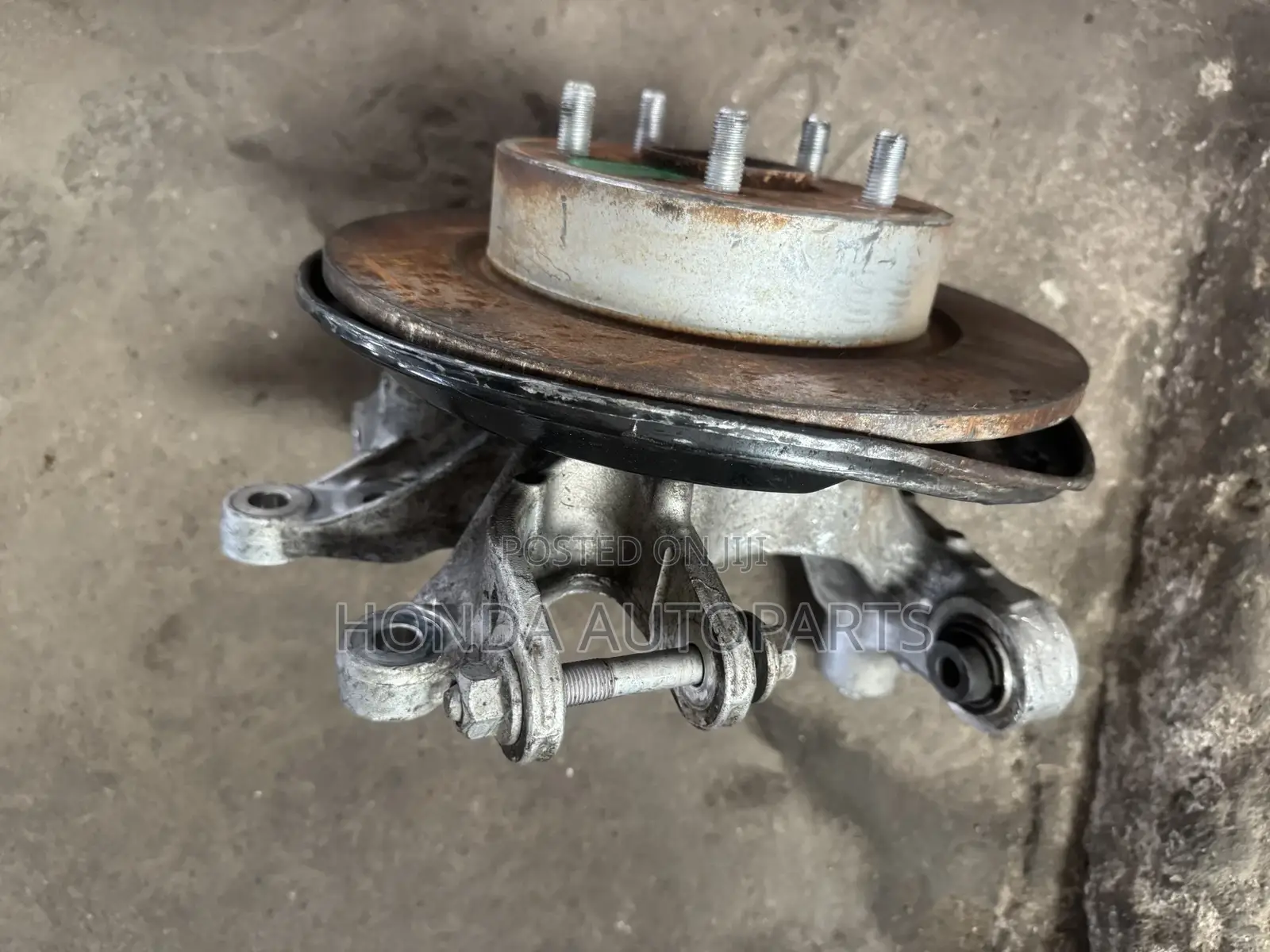 Honda Accord 2018,2019,2020,2021 Back Hub.
