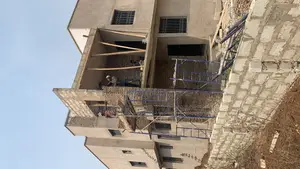 Building House 