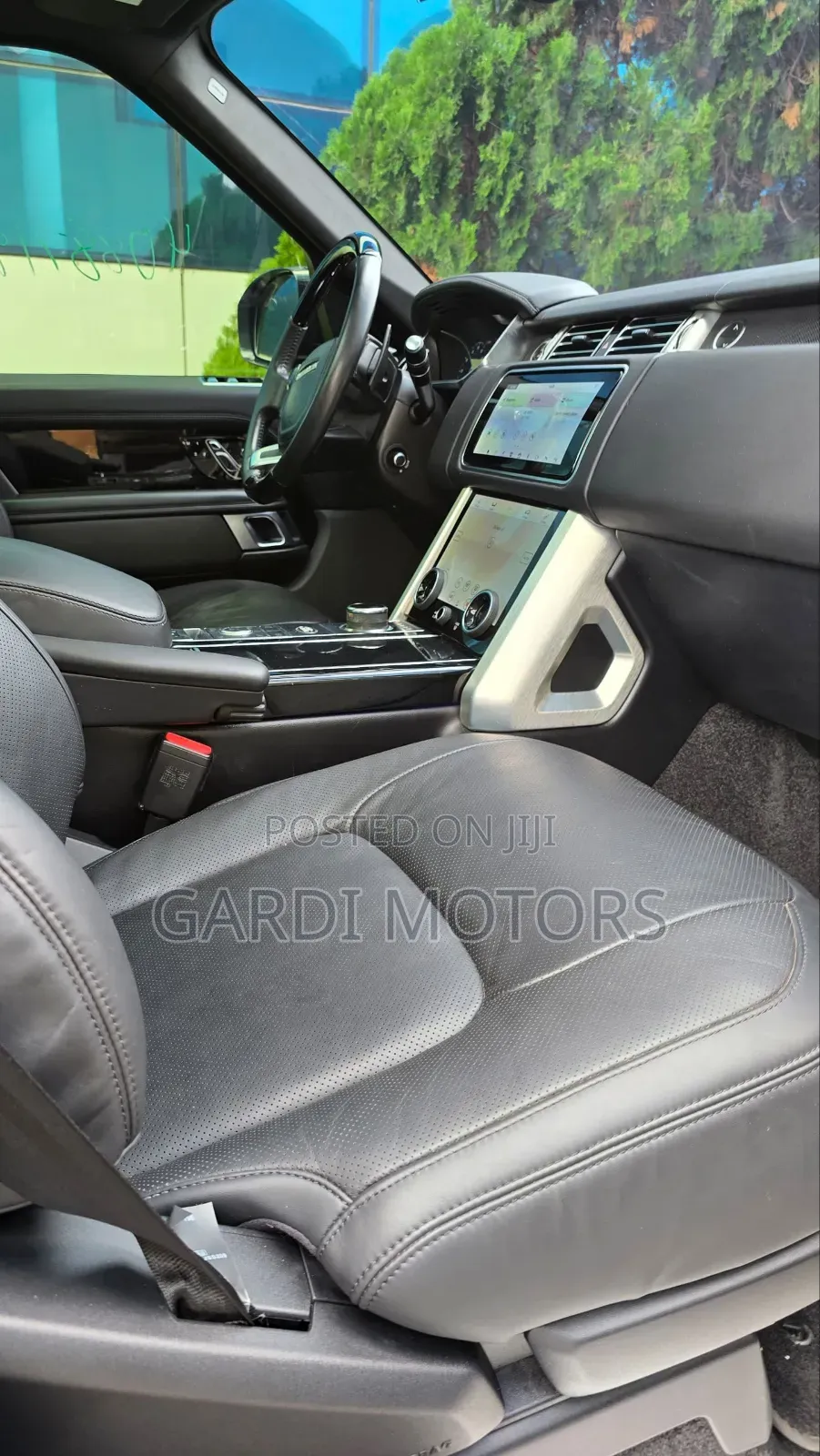 Land Rover Range Rover Vogue 2022 Black