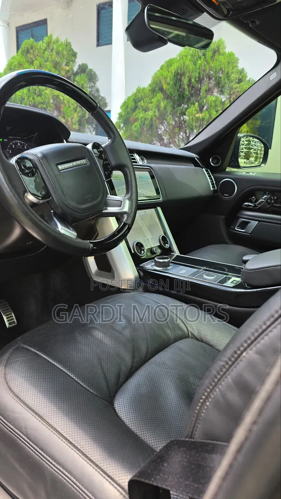 Land Rover Range Rover Vogue 2022 Black