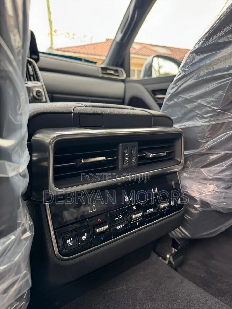 Lexus LX 2022 Gray