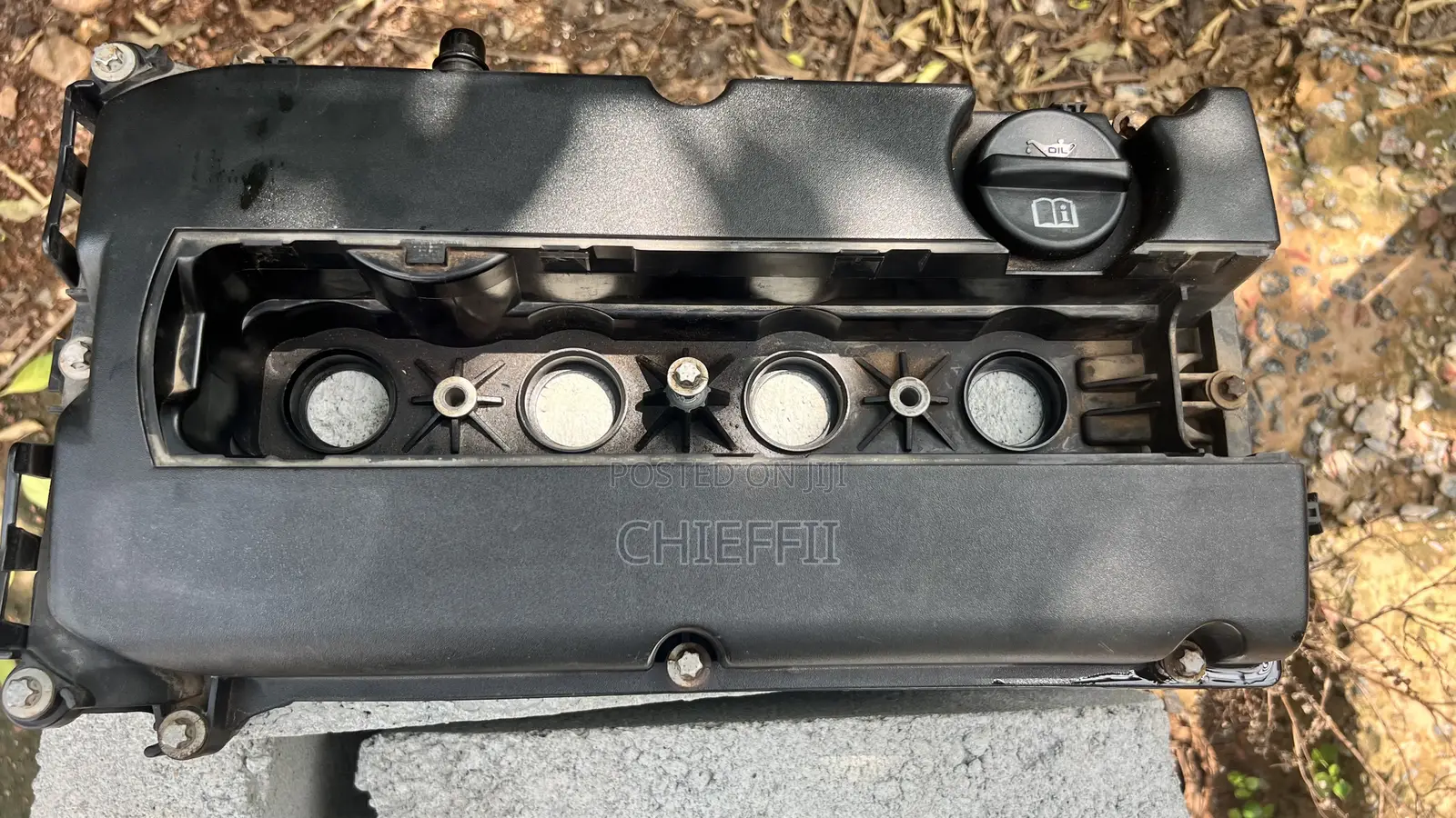 Chevrolet Valve Cover
