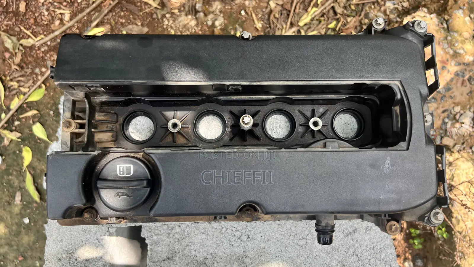 Chevrolet Valve Cover