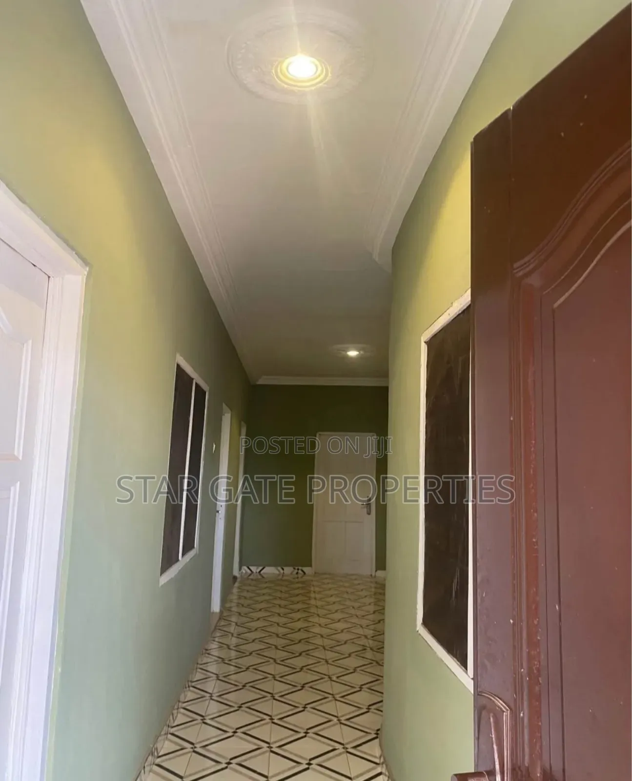 8bdrm House in Atonsu Feyiase, Kumasi Metropolitan for sale