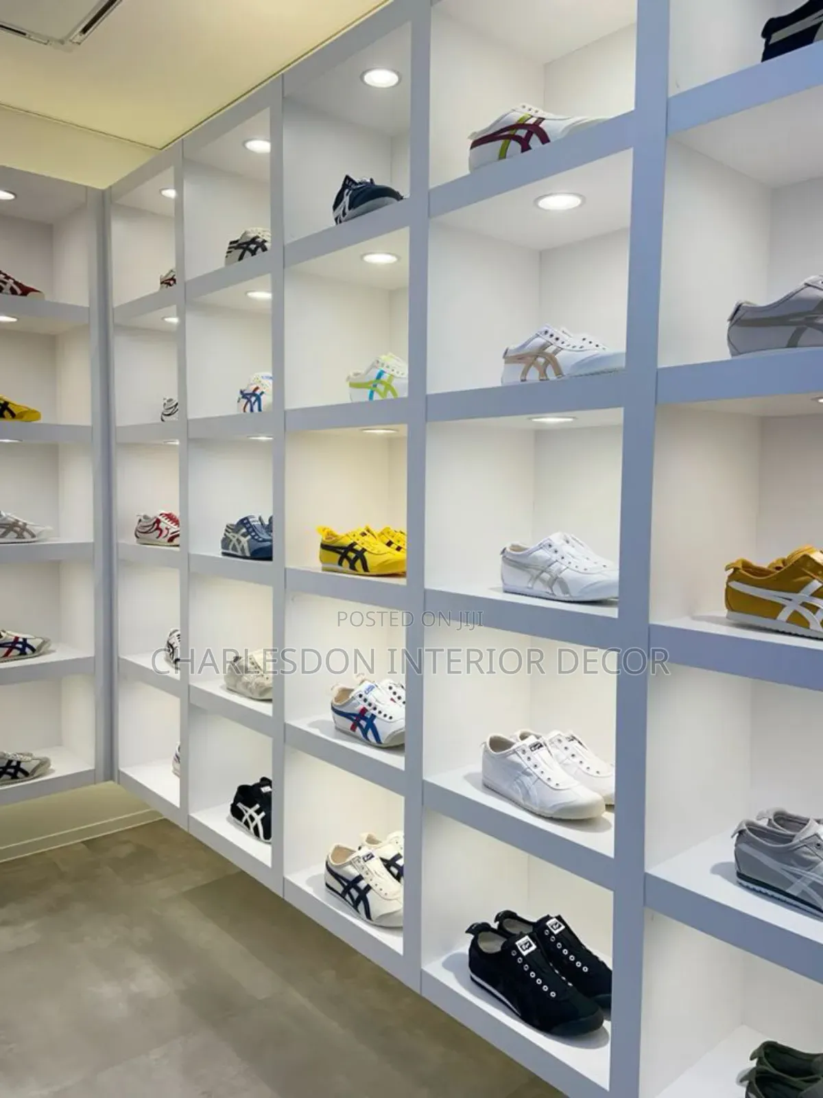 Quality P. O .P Shoe Rack Designer Installation