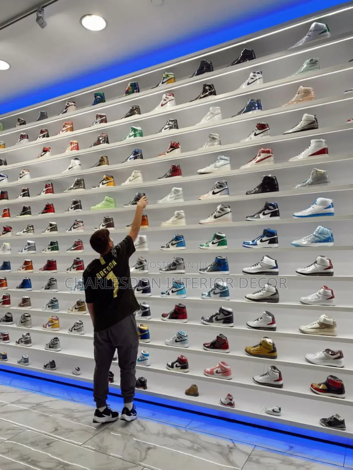Quality P. O .P Shoe Rack Designer Installation