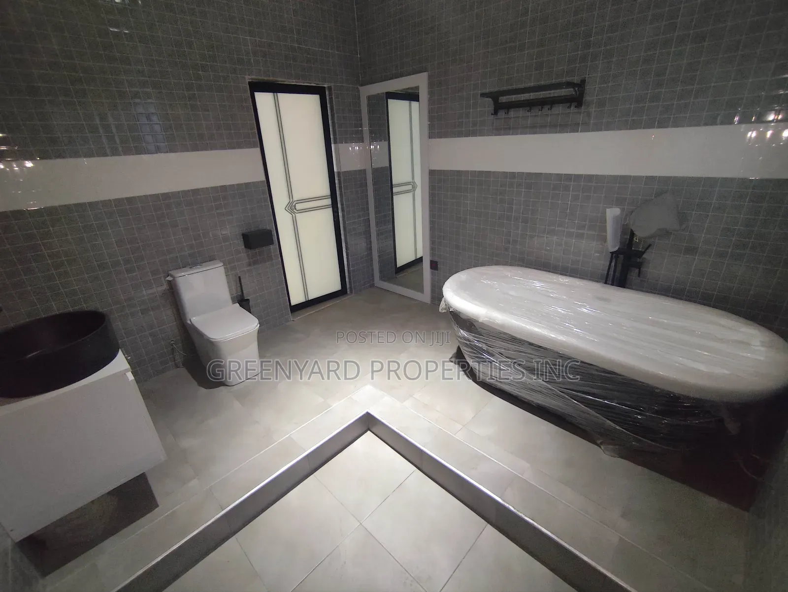 4bdrm House in Ars, East Legon for sale