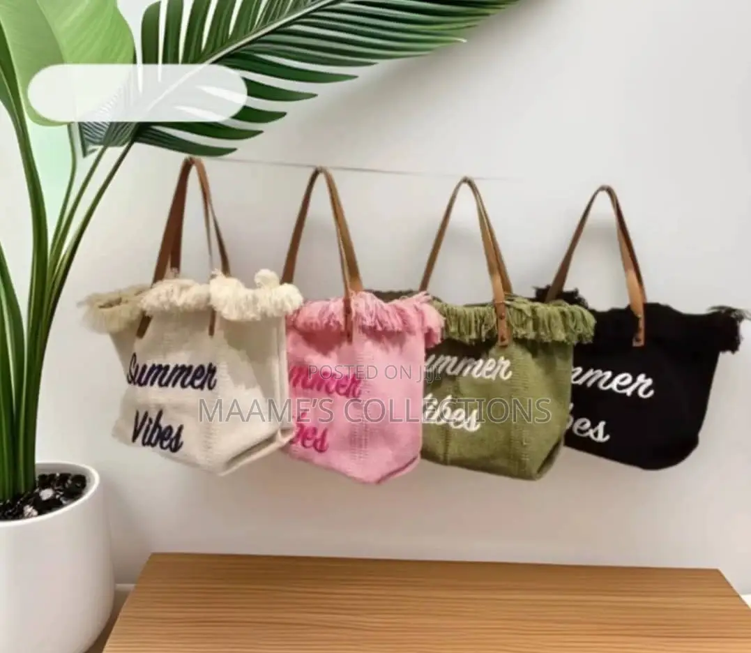 Fashionable Large Capacity Canvas Beach Bag Travel Tote