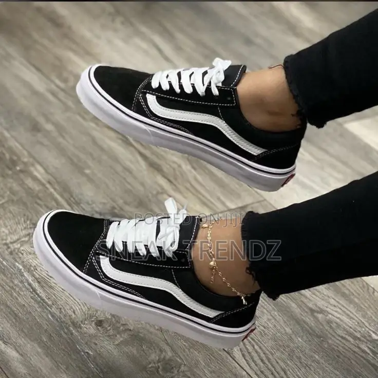 Old Skull Vans Black White