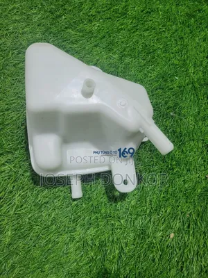 CRV Reservoir Tank 2017,2018,2019,2020,2021,2022