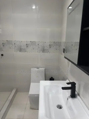3bdrm Duplex in Bernard Properties, Tema Metropolitan for sale
