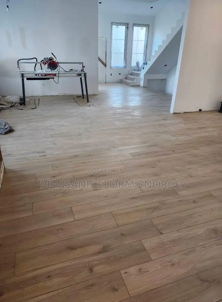 Floor Tiles Work
