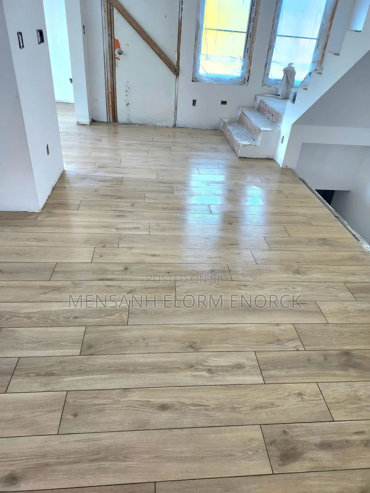 Floor Tiles Work