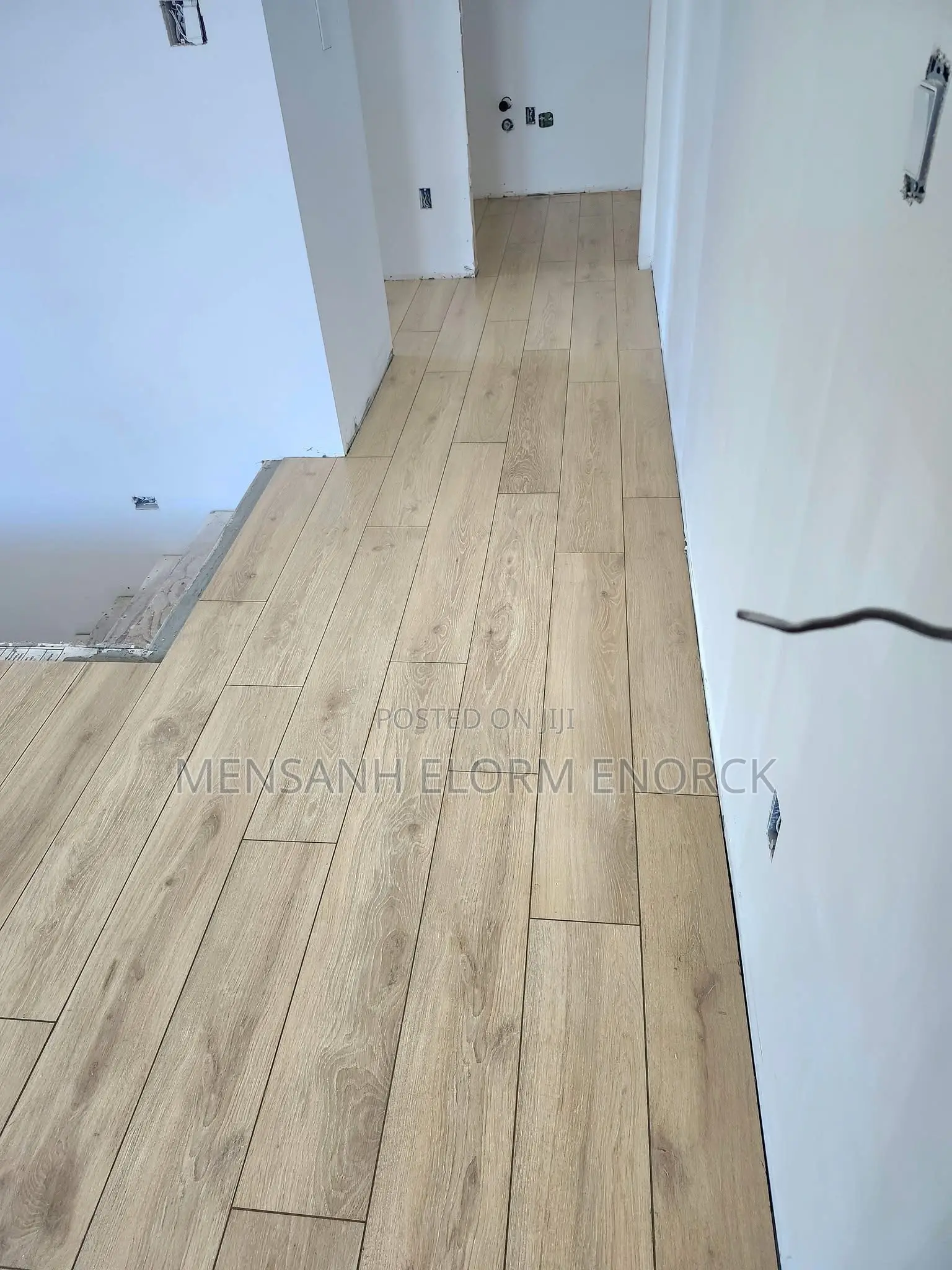 Floor Tiles Work