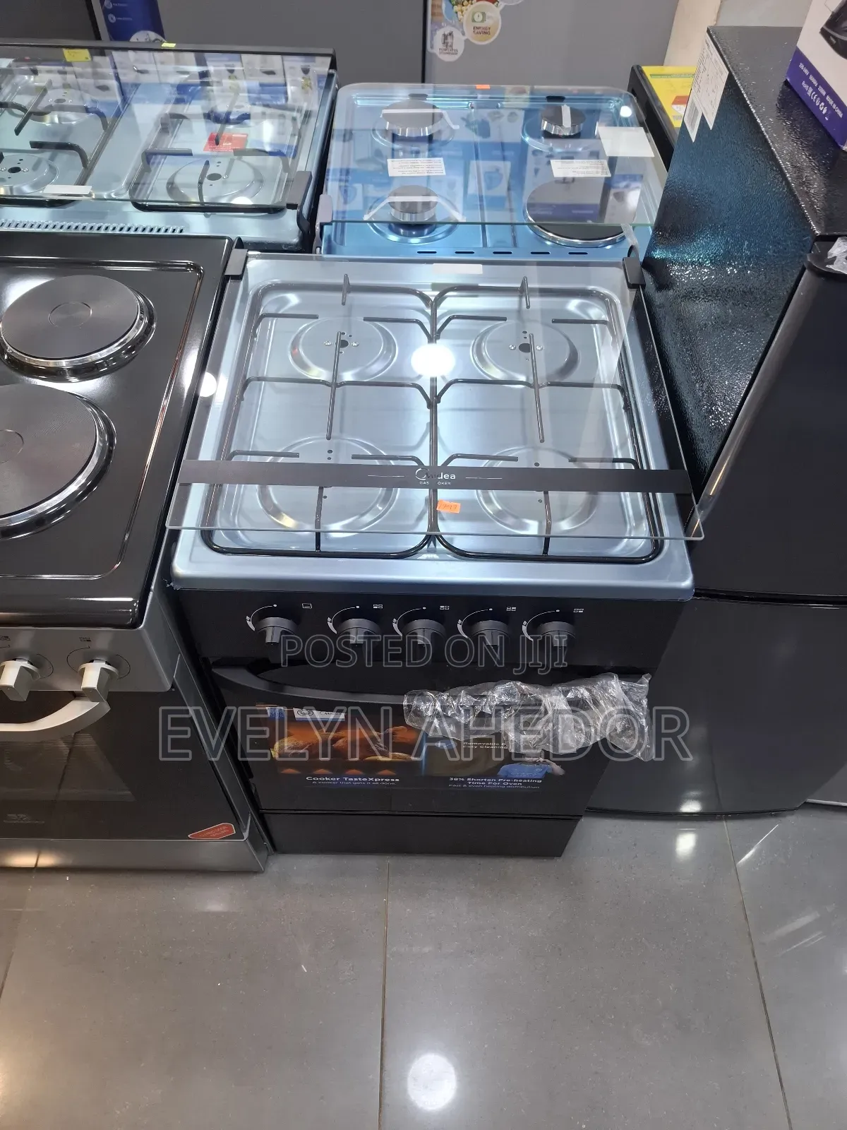 Strong Midea Gas Cooker 50by50 Available for Sale Brand New