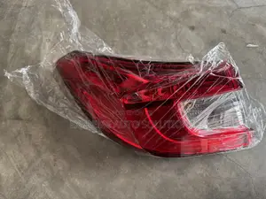 18-22 Honda Accord Rear Left Driver Side Tail Light