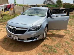 Photo - Opel Insignia 2013 Silver