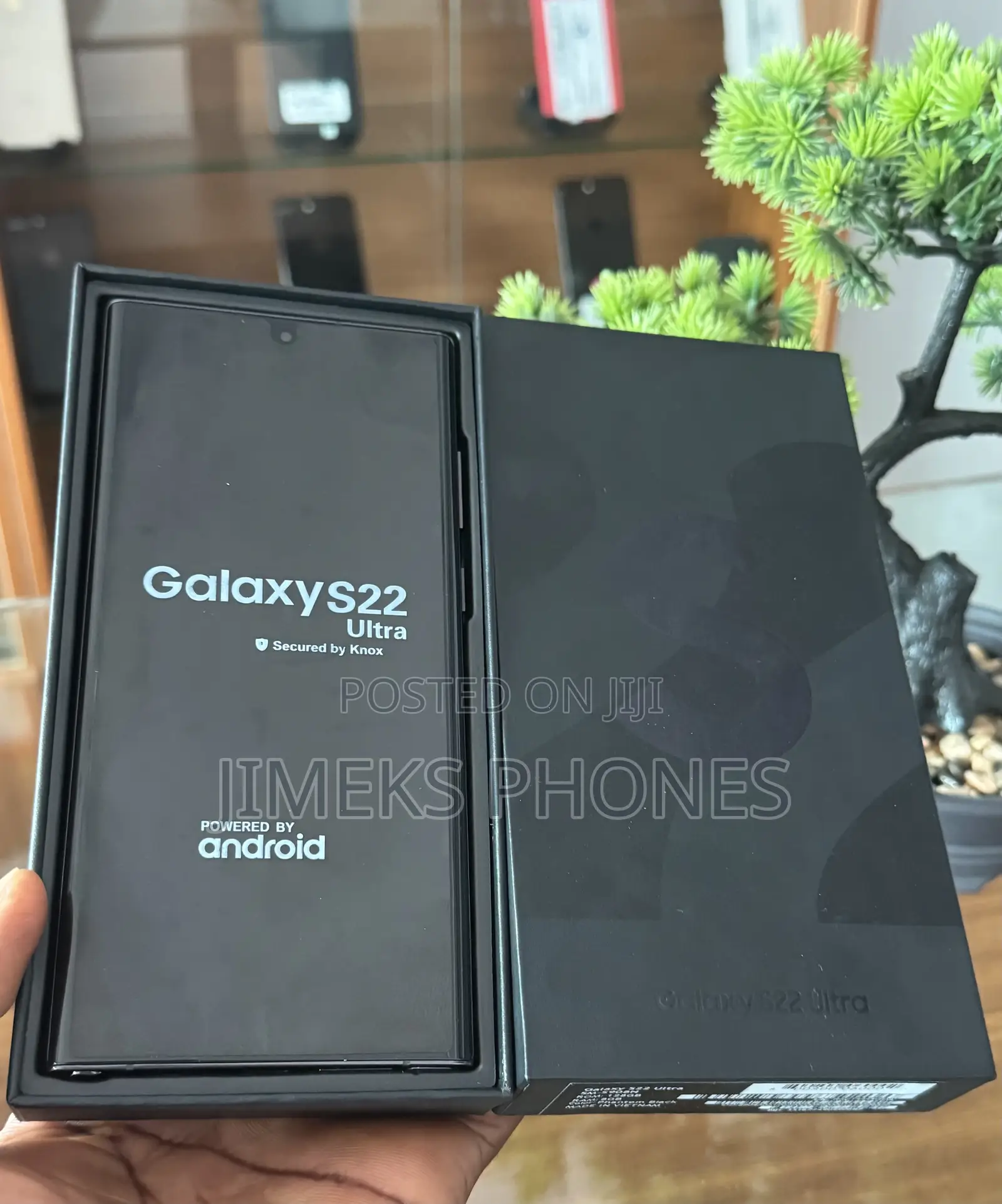 New Samsung Galaxy S22 Ultra 5G 128 GB Black
