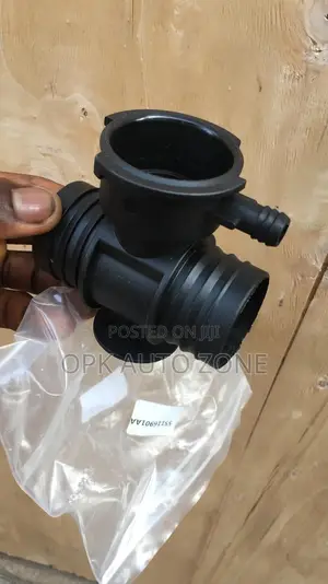 Caliber, Chrysler, Jeep Radiator Pipe Connectors