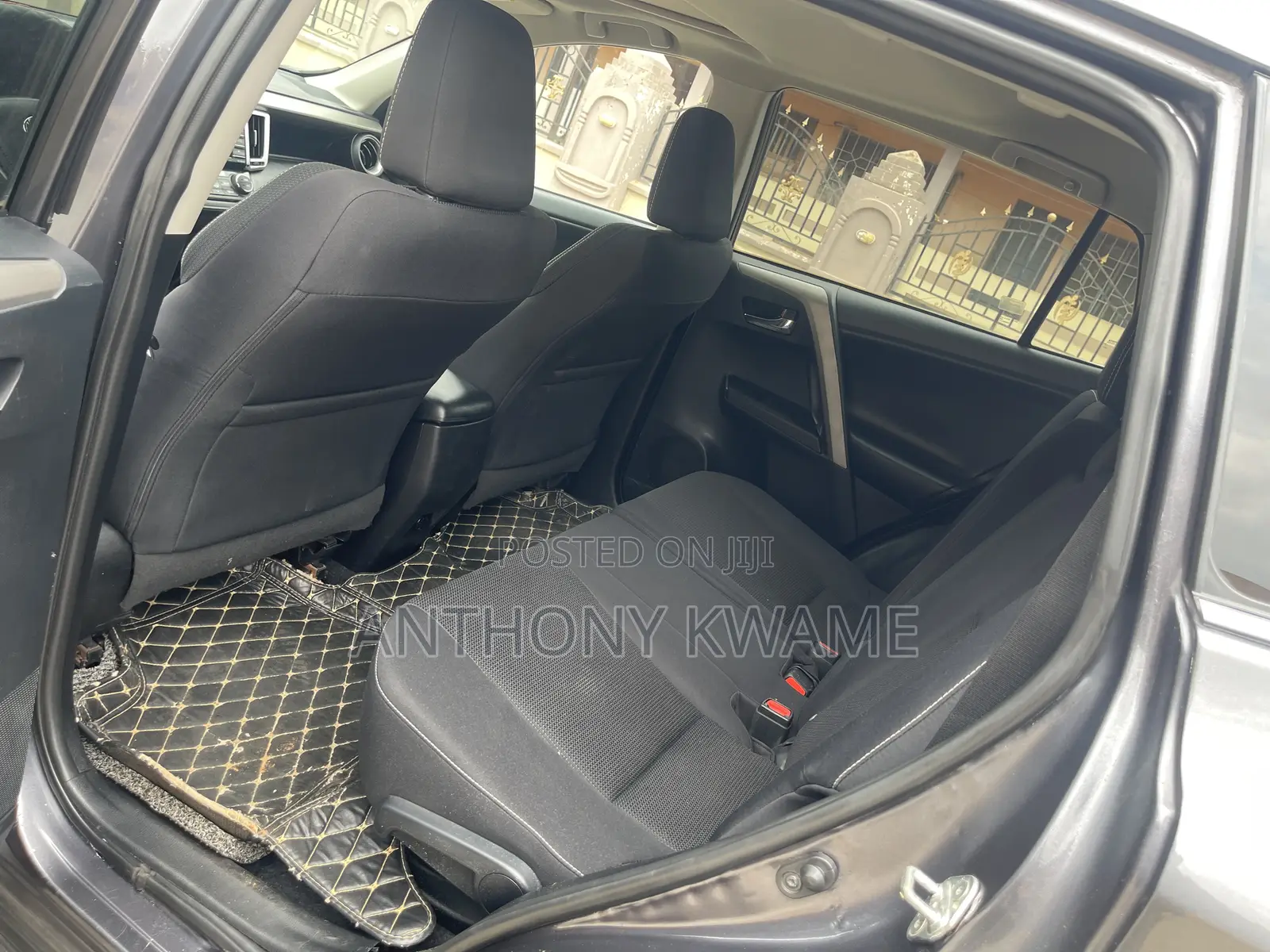 Toyota RAV4 2018 Gray