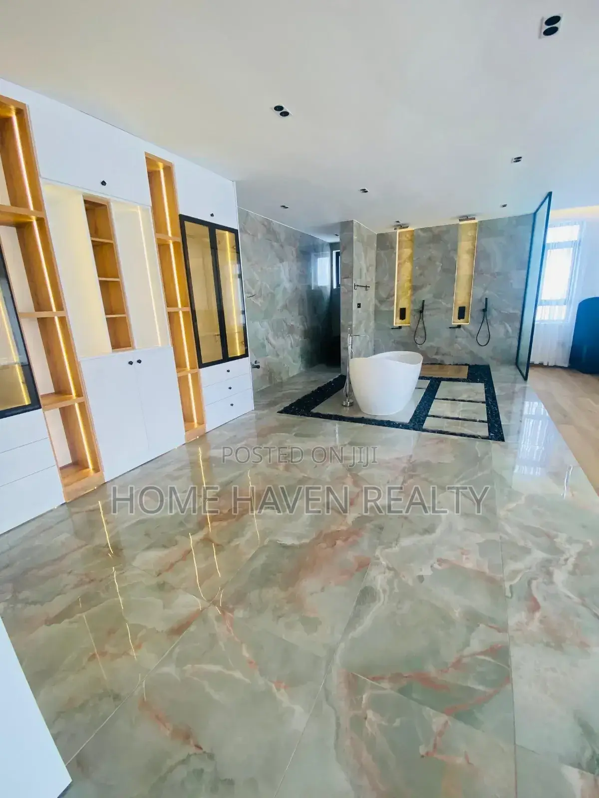 Furnished 4bdrm House in East Legon for sale