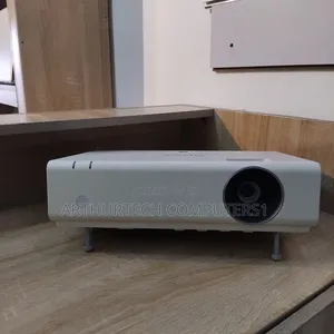 Sony VPL-Ex255 Projector
