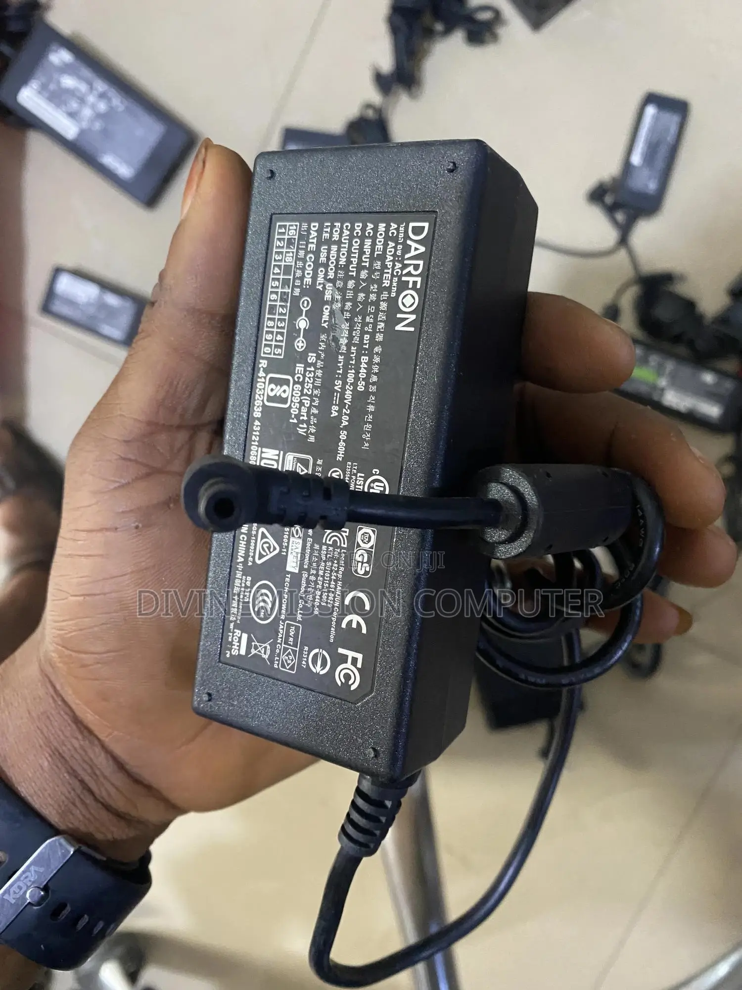 Darfon Adapter/Charger 5v—8a Model B44-50