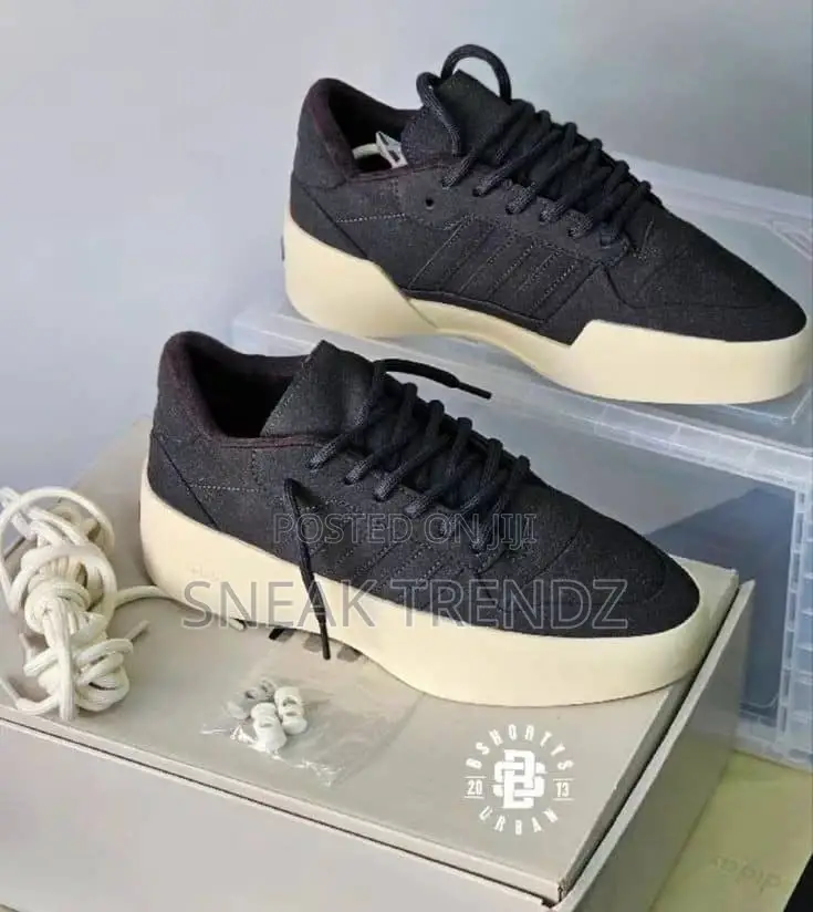 Adidas Fog Sneaker
